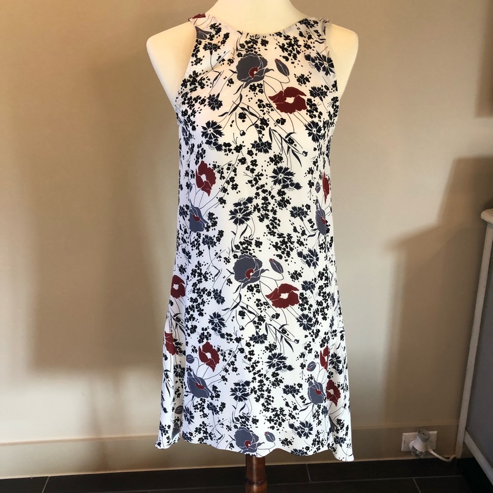SOLD Theory dress